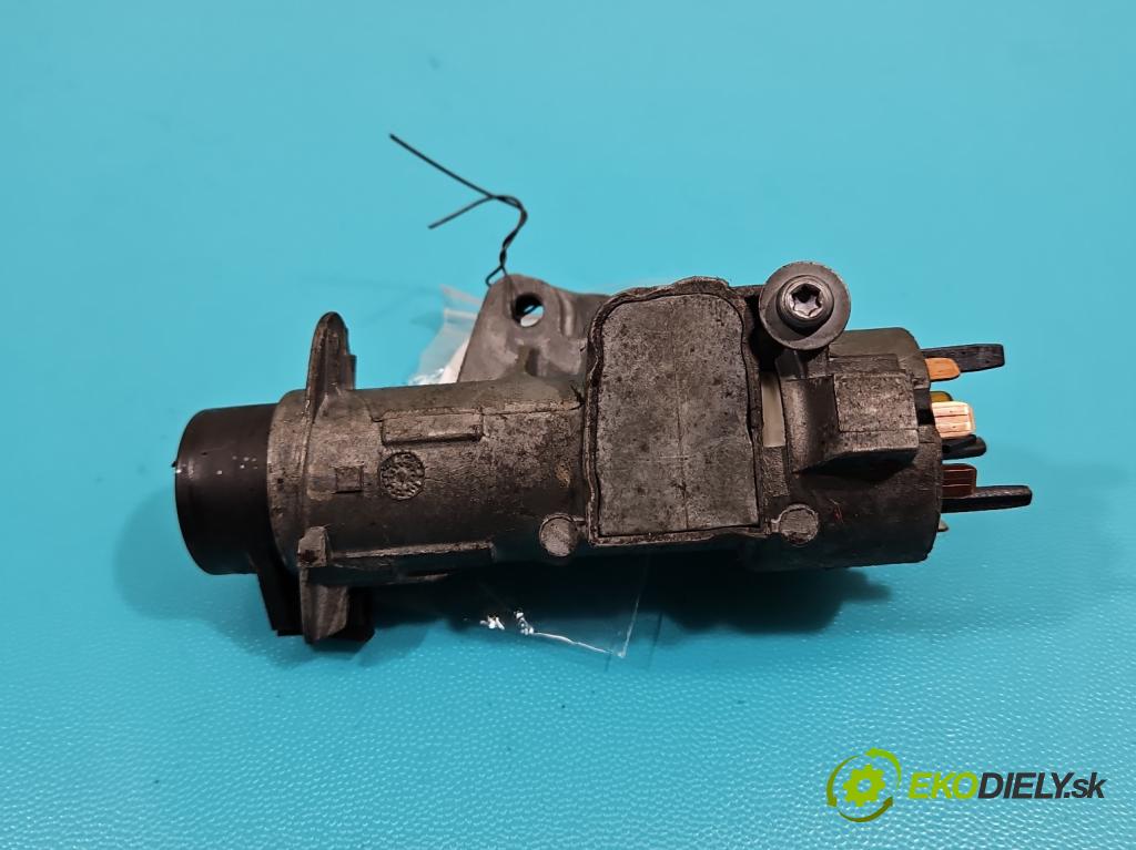 Vw Transporter T5 2003-2015 1.9 tdi 105 HP manual 77 kW 1896 cm3 5- Spínačka 4B0905851C (Spínacia skrinka)