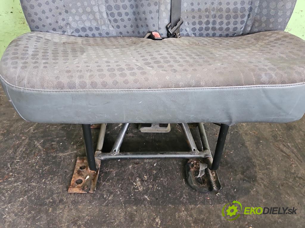 Ford Transit 2006-2013 2.2 tdci 110 hp manual 81 kW 2198 cm3 5- Sedadlo pravý  (Sedačky, sedadla)