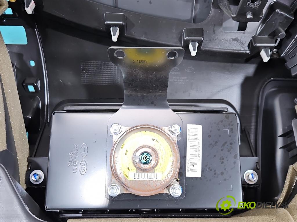 Hyundai Elantra V 2010-2016 1.6 GDI 132 HP manual 97 kW 1591 cm3 4- kokpit,pristrojová doska rozdeľovacia