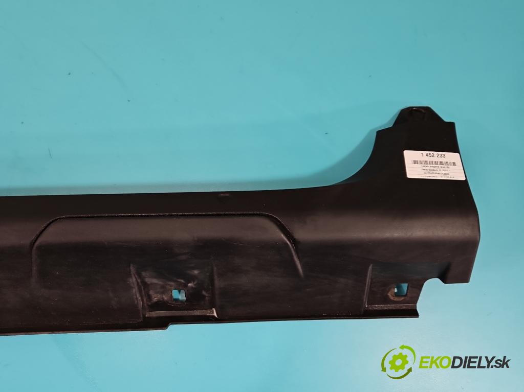 Dacia Sandero III 2020- 1.0 Tce 91KM manual 67 kW 999 cm3 5- lišta práh: levé 764197469R (Prahová lišta)