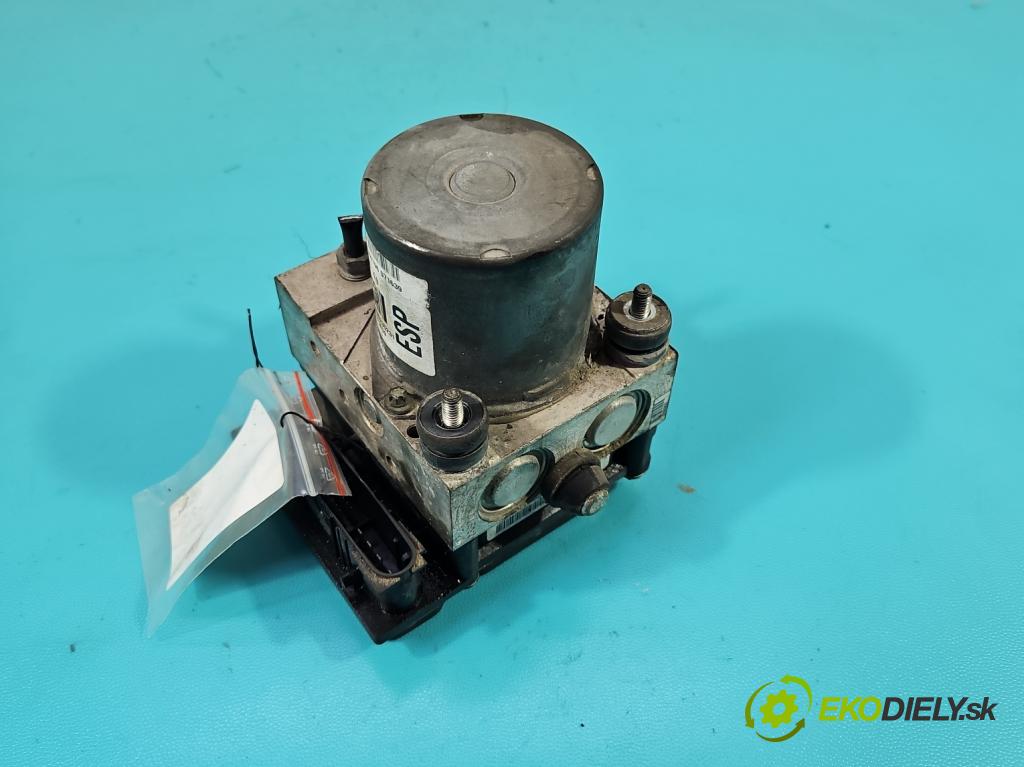 Fiat Punto Grande 1.9 jtd 131 HP manual 96 kW 1910 cm3 3- čerpadlo abs 51786433 (Pumpa ABS)