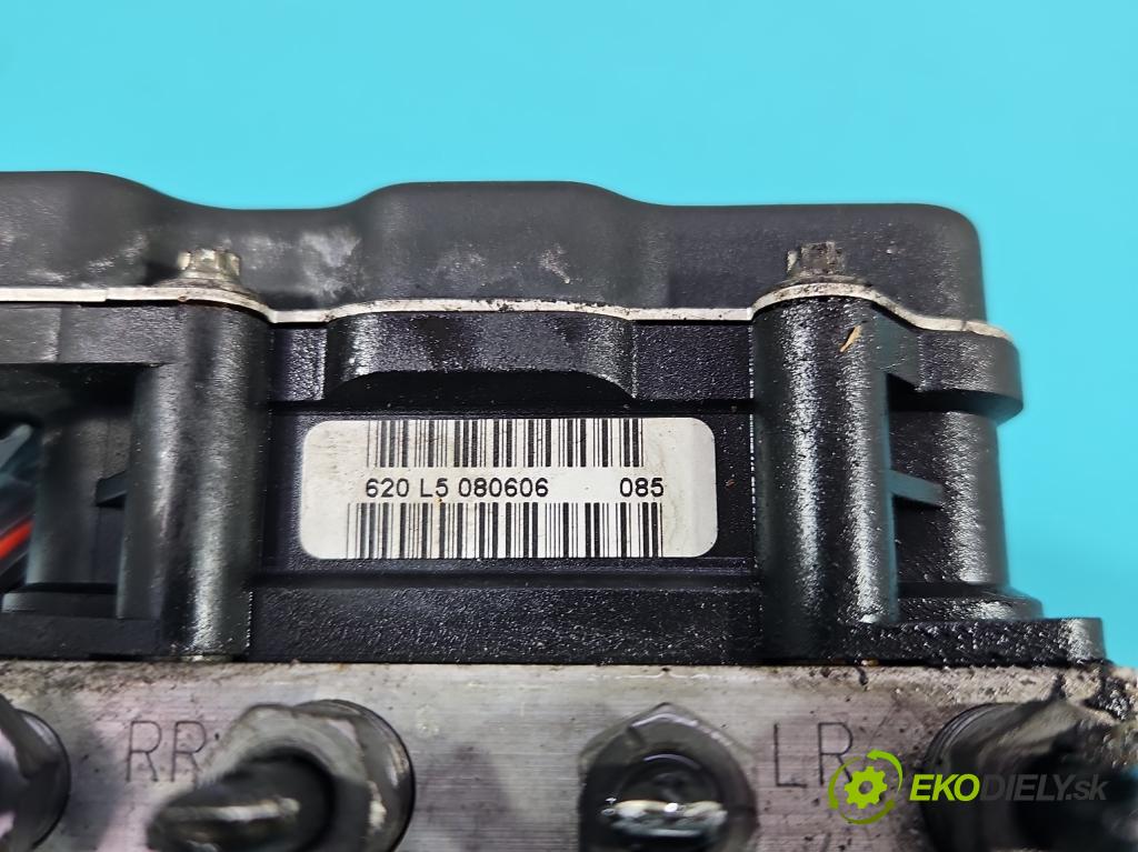 Fiat Punto Grande 1.9 jtd 131 HP manual 96 kW 1910 cm3 3- čerpadlo abs 51786433 (Pumpa ABS)