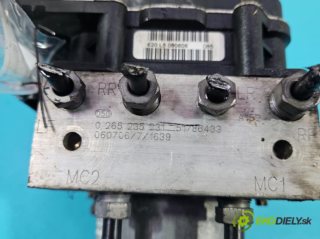 Fiat Punto Grande 1.9 jtd 131 HP manual 96 kW 1910 cm3 3- čerpadlo abs 51786433 (Pumpa ABS)