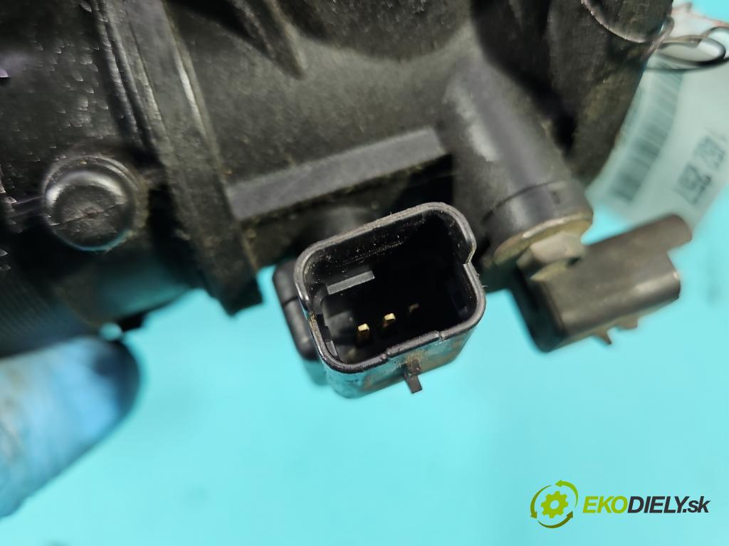 Peugeot 407 2.0 hdi 136 HP manual 100 kW 1997 cm3 4- klapka 9646846380 (Škrtiaca klapka)