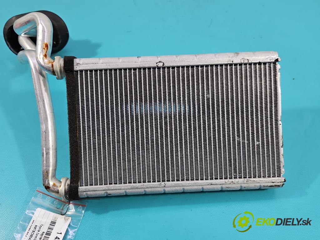 Toyota Corolla E21 2019- 1.8 16V 98 hp automatic 72 kW 1798 cm3 4- radiátor  (Radiátory topení)