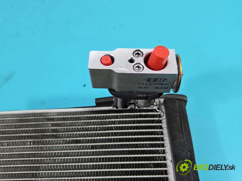 Toyota Corolla E21 2019- 1.8 16V 98 hp automatic 72 kW 1798 cm3 4- radiátor 447500-5940 (Radiátory topení)