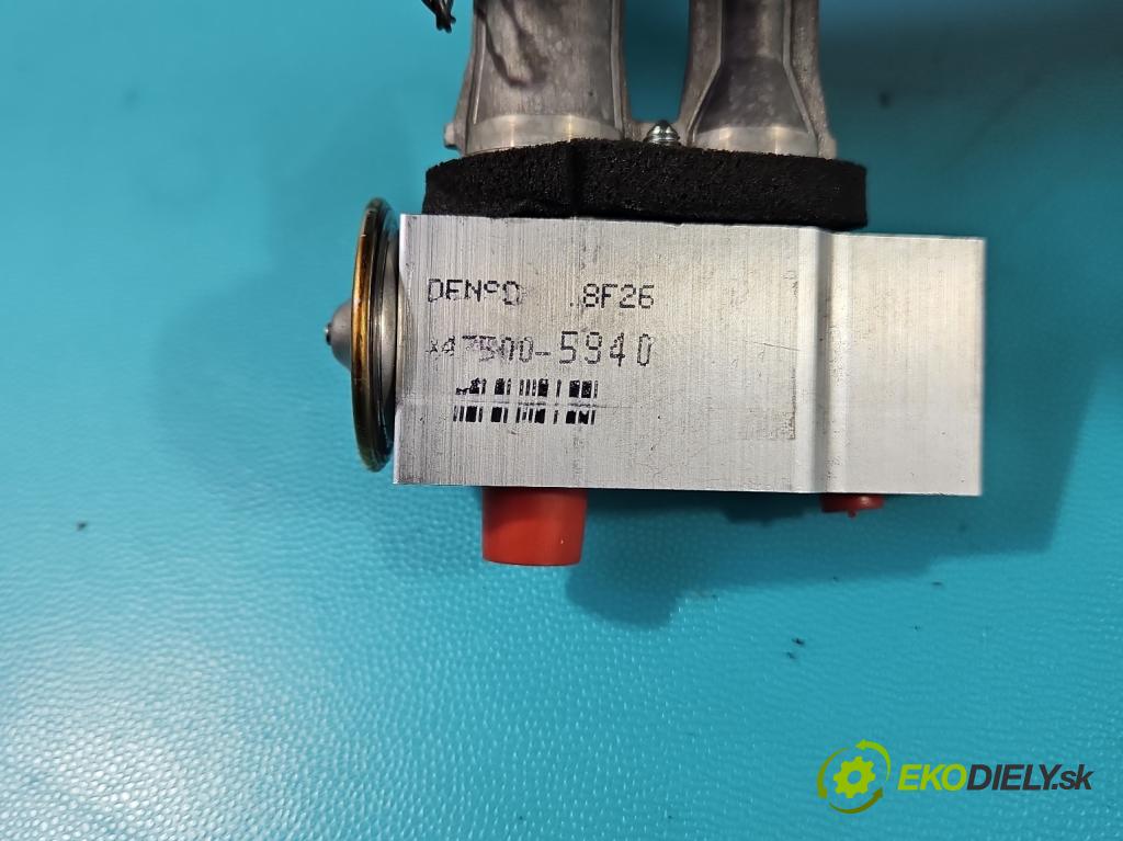 Toyota Corolla E21 2019- 1.8 16V 98 hp automatic 72 kW 1798 cm3 4- radiátor 447500-5940 (Radiátory topení)