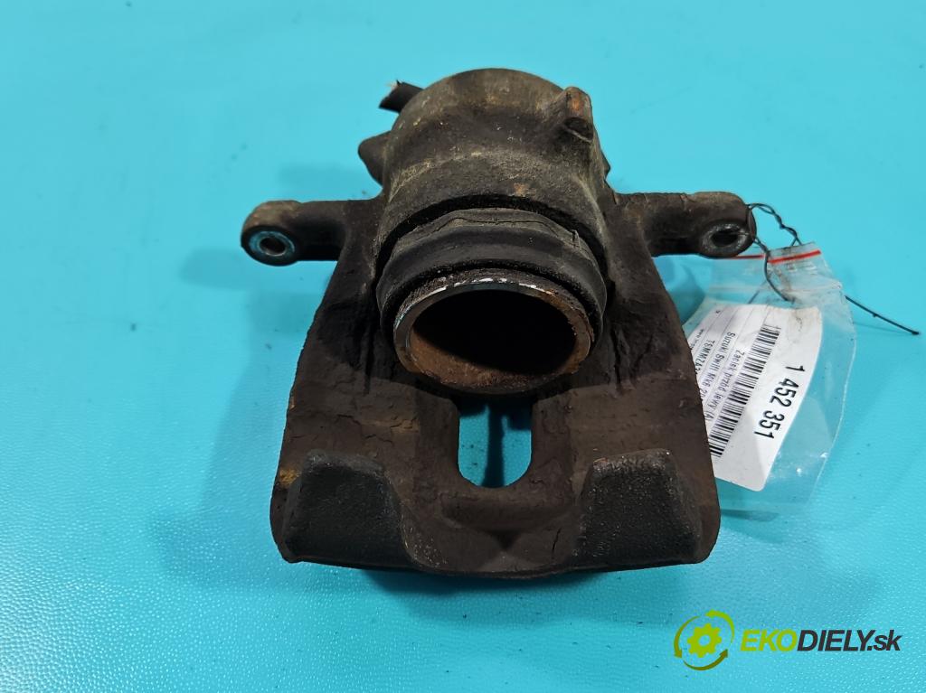 Suzuki Swift Mk6 2005-2010 1.6 16V 125 HP manual 92 kW 1586 cm3 3- brzdič predné ľavý  (Kľučka dverí ostatné)