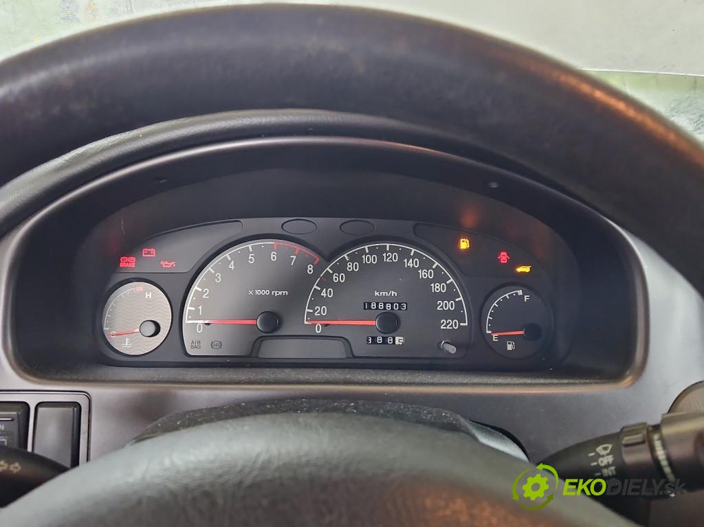 Hyundai Trajet 2.0 16V 136 HP manual 100 kW 1997 cm3 5- prístrojovka/ budíky 94003-3A410 (Prístrojová doska)