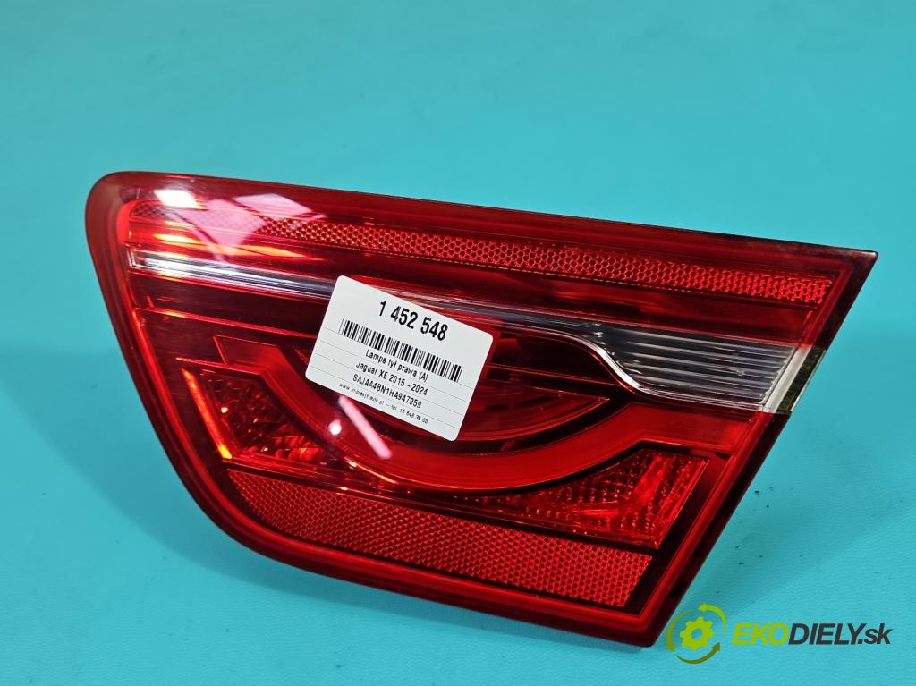 Jaguar XE X760 2015-2024 2.0d 179KM automatic 132 kW 1999 cm3 4- světlo zadní pravé  (Klika dveří ostatní)