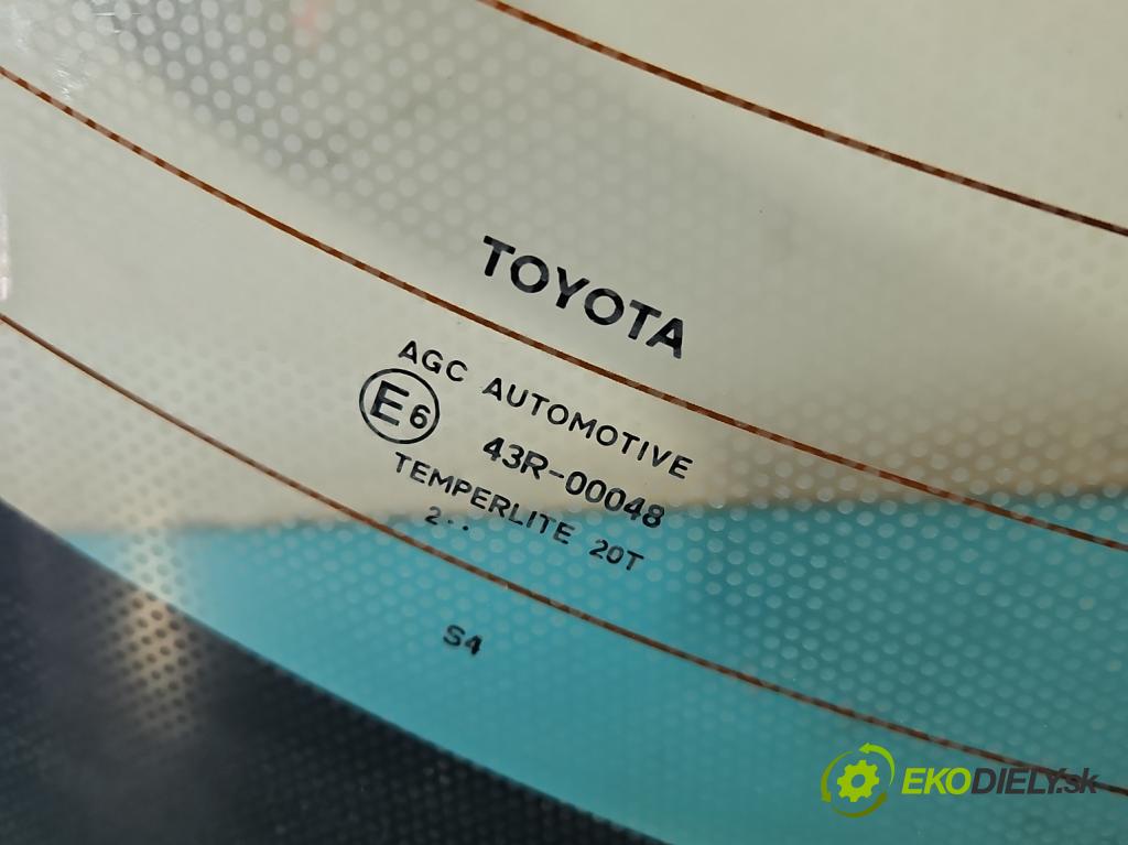 Toyota Corolla E21 2019- 1.8 16V 98 hp automatic 72 kW 1798 cm3 4- sklo zadní  (Okna zadní)