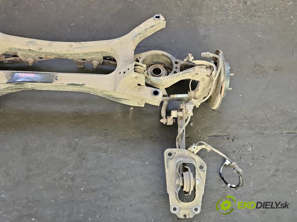 Toyota Corolla E21 2019- 1.8 16V 98 hp automatic 72 kW 1798 cm3 4- zadní výztuha  (Výztuhy zadní)