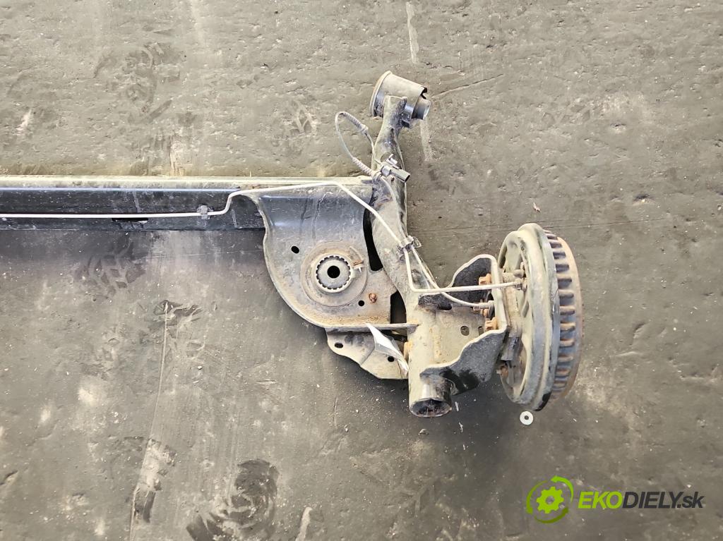 Dacia Sandero III 2020- 1.0 Tce 91KM manual 67 kW 999 cm3 5- zadní výztuha 555019781R (Výztuhy zadní)