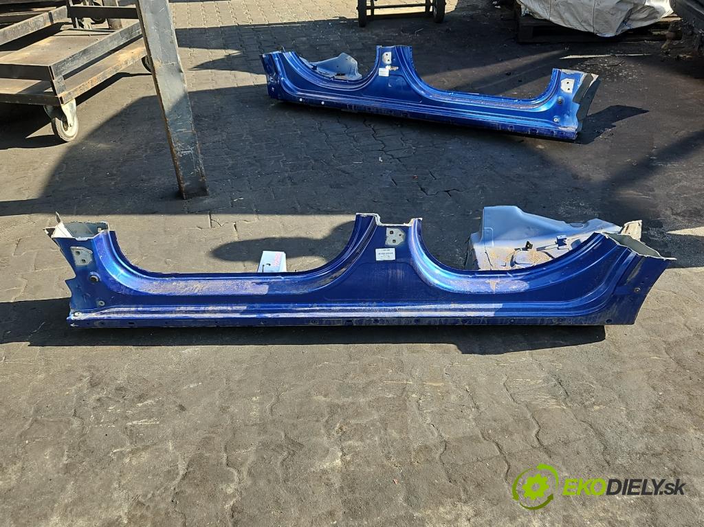 Dacia Sandero III 2020- 1.0 Tce 91KM manual 67 kW 999 cm3 5- práh levý  (Ostatní)