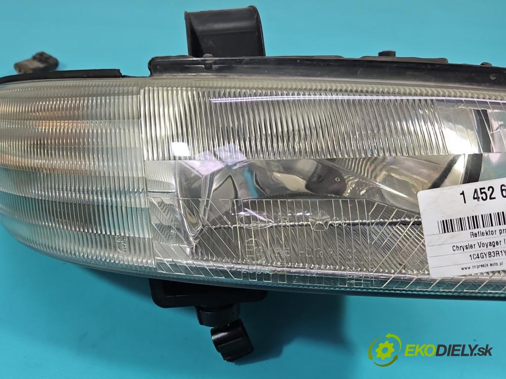 Chrysler Voyager III 1995-2000 3.3 V6 158 HP automatic 116 kW 3301 cm3 5- Reflektor: pravý 04576312AD (Svetlo predné pravé)