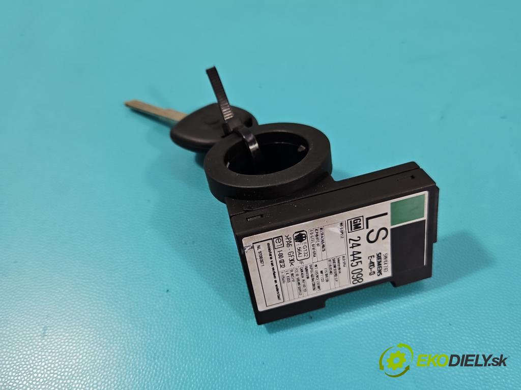 Opel Corsa C 2000-2006 1.4 16V 90 HP manual 66 kW 1389 cm3 3- riadiaca jednotka motora 09353469