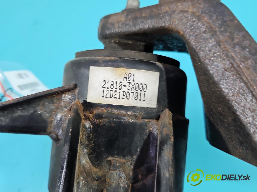 Hyundai Elantra V 2010-2016 1.6 GDI 132  HP manual 97 kW 1591 cm3 4- držiak motora 21810-3X000