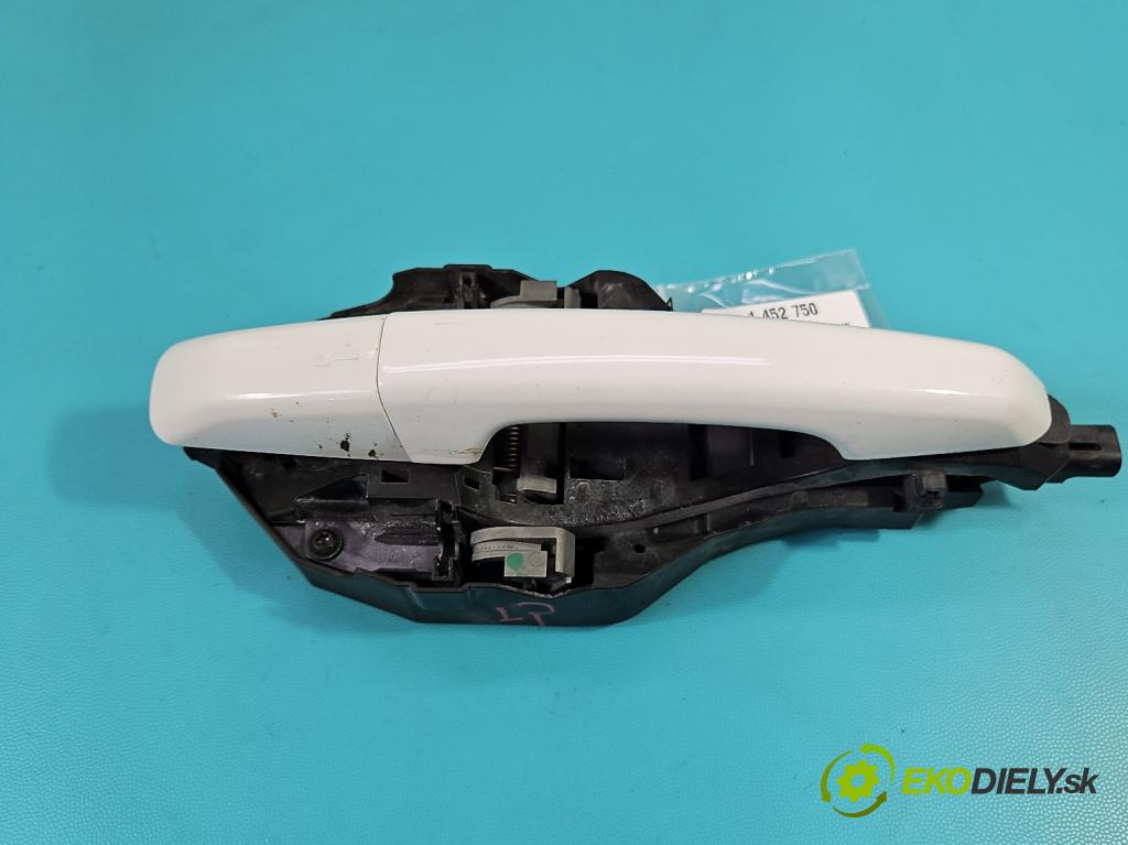 Jaguar XE 2015-2024 2.0d 179KM automatic 132 kW 1999 cm3 4- rukoväť predné ľavé mimo: BJ32-224N03 (Kľučka dverí vonkajšia predná ľavá)