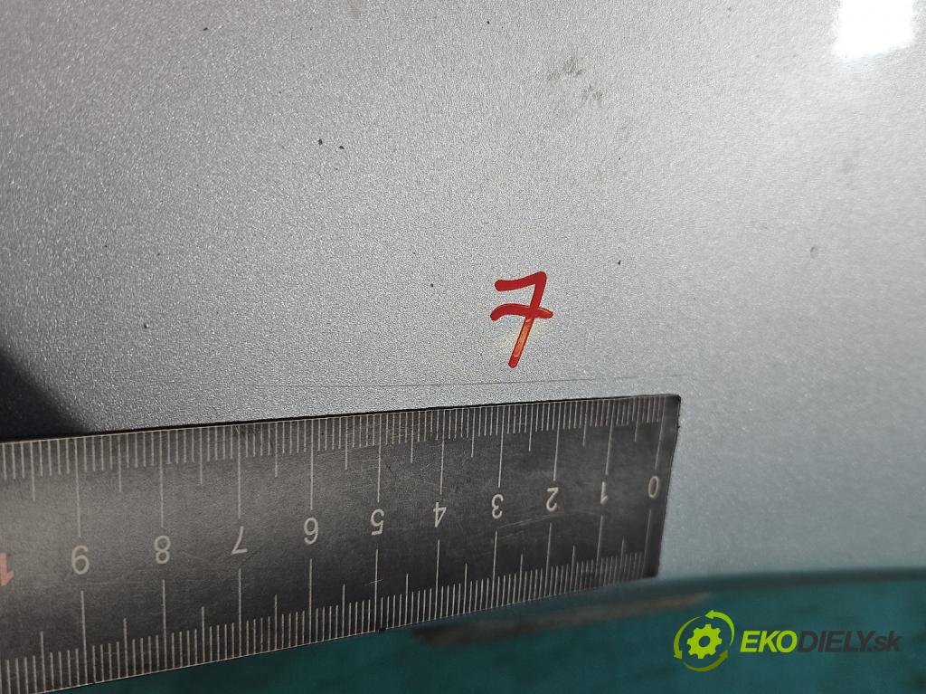 Kia Carnival II 2005-2014 2.9 CRDi 185 hp manual 136 kW 2902 cm3 5- blatnik přední pravý  (Ostatné)
