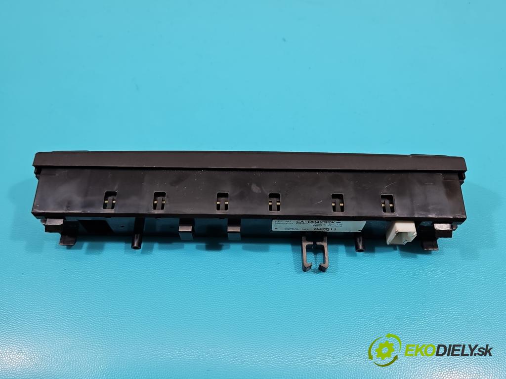 Mazda 6 I GG 2002-2007 1.8 16V 120 HP manual 88 kW 1798 cm3 5- Zobrazit: CA-DM4292K (Prístrojová doska)