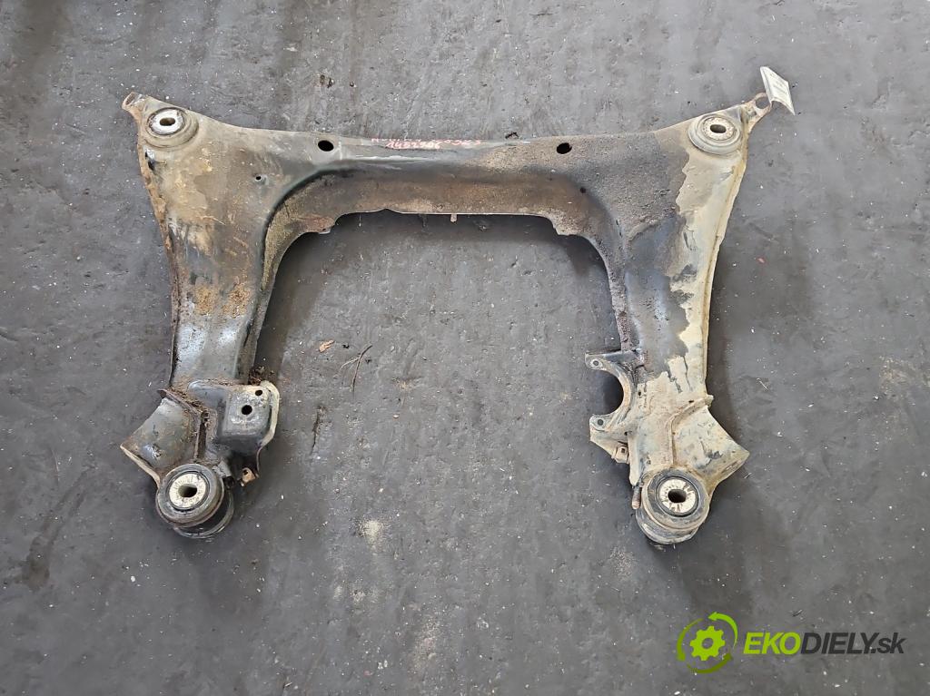 Audi A4 B5 1994-2001 1.9 tdi 110 HP manual 81 kW 1896 cm3 4- výstuha motora 