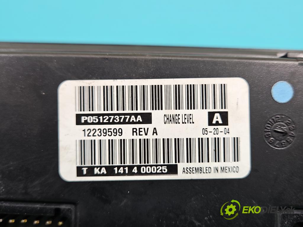Chrysler Voyager IV 2000-2007 2.5 crdi 143 HP manual 105 kW 2499 cm3 5- panel kúrenia 12239599