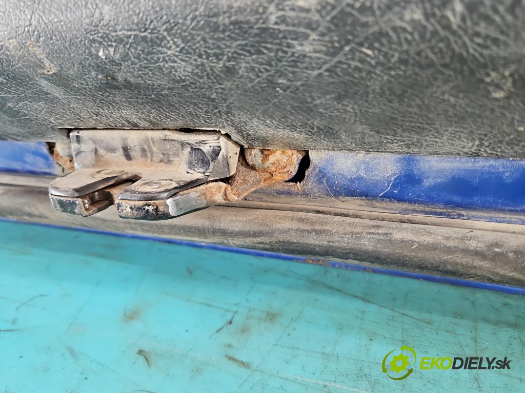 Peugeot Partner I 1996-2008 1.6 hdi 75 hp manual 55 kW 1560 cm3 5- zadní kufrové dveře  (Zadní kapoty)