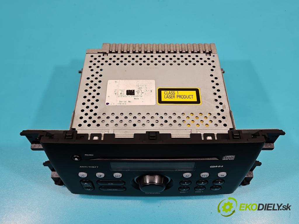 Suzuki Grand Vitara II 2005-2014 2.0 16V 140 HP manual 103 kW 1995 cm3 5- Radio originál