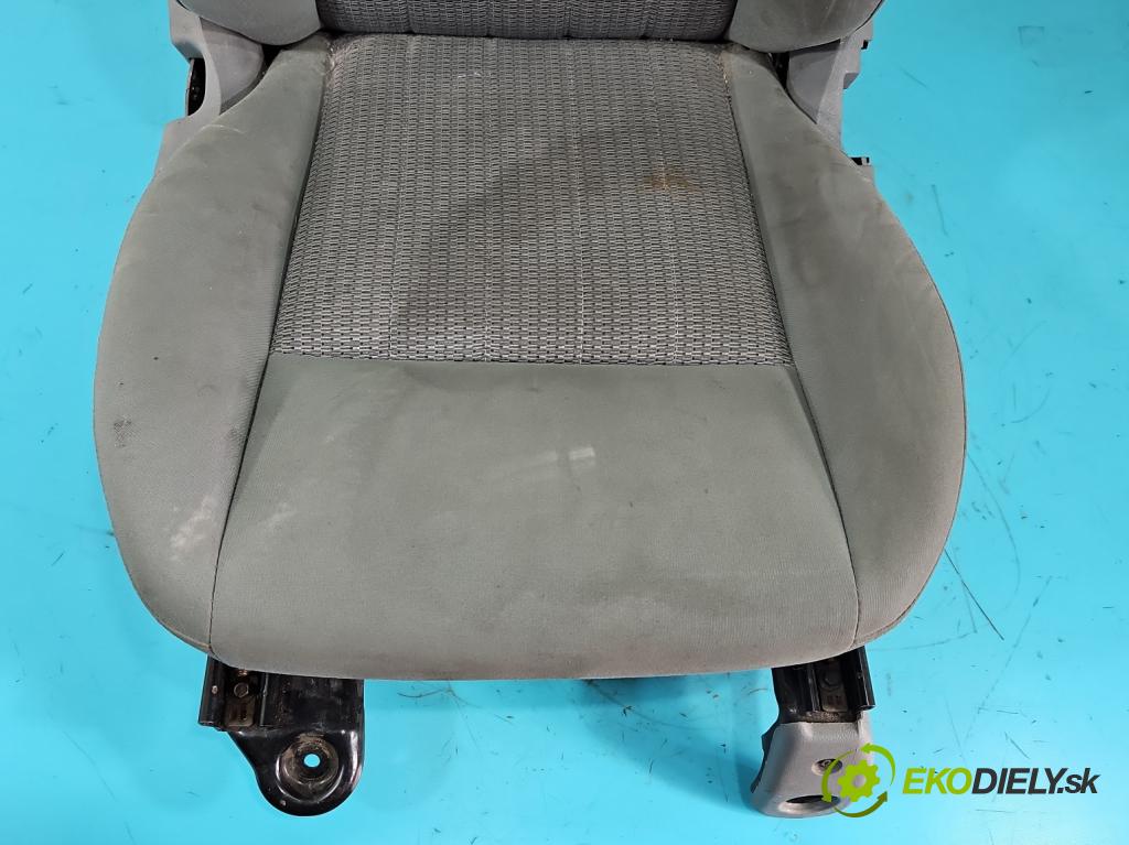 Jeep Grand cherokee WK 2004-2010 3.7 V6 211KM automatic 155 kW 3701 cm3 5- Sedačka ľavý  (Sedadlo)