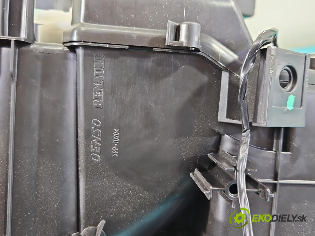 Dacia Sandero III 2020- 1.0 Tce 91KM manual 67 kW 999 cm3 5- radiátor  (Radiátory topení)