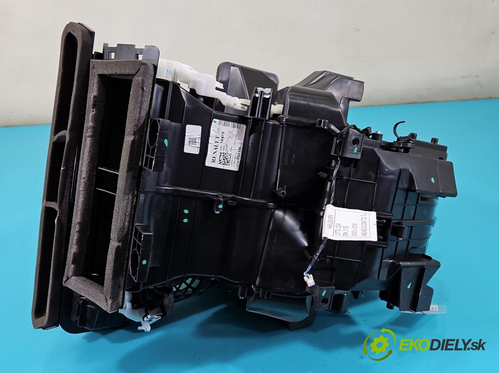 Dacia Sandero III 2020- 1.0 Tce 91KM manual 67 kW 999 cm3 5- radiátor  (Radiátory topení)