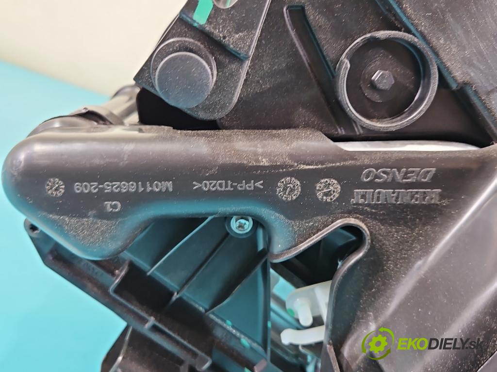 Dacia Sandero III 2020- 1.0 Tce 91KM manual 67 kW 999 cm3 5- radiátor  (Radiátory topení)