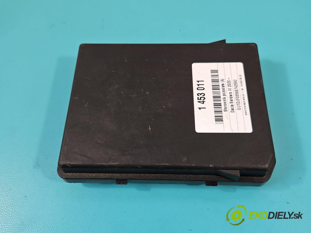 Dacia Sandero III 2020- 1.0 Tce 91 KM manual 67 kW 999 cm3 5- skrinka poistka 284B71965R (Poistková skrinka)