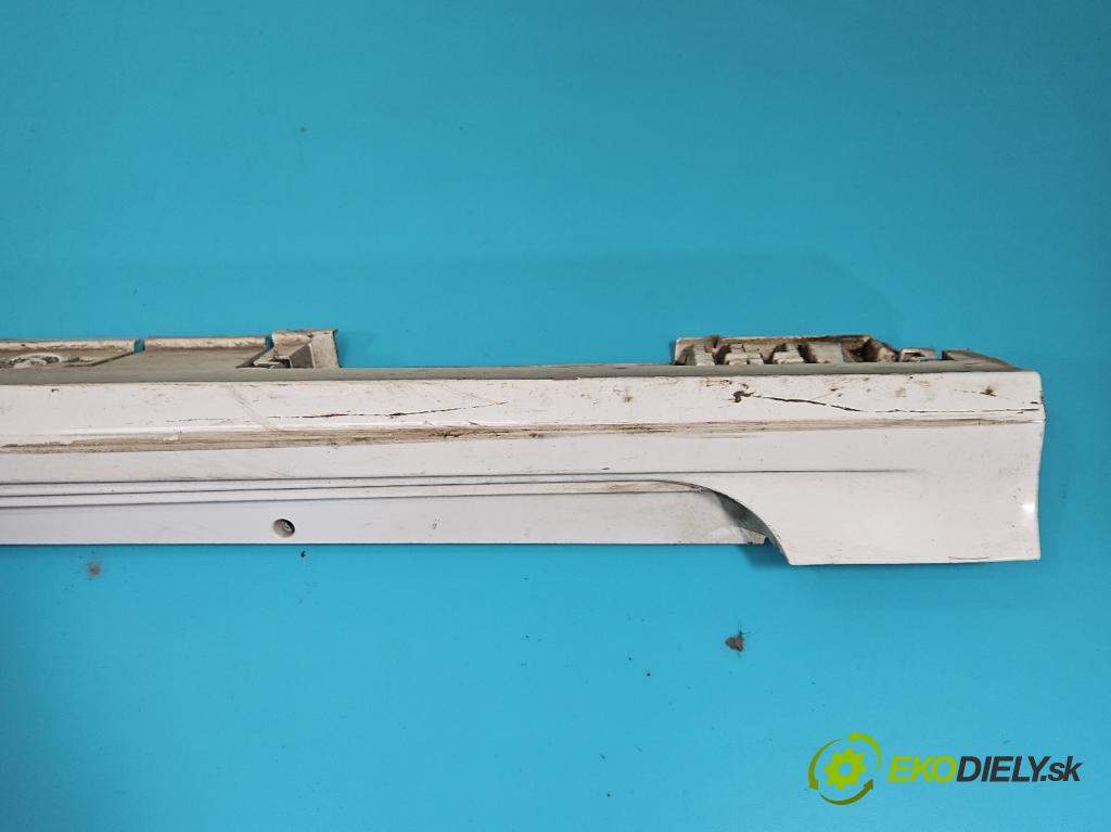 Toyota Corolla E21 2019- 1.8 16V 98 hp automatic 72 kW 1798 cm3 4- lišta práh: levé  (Prahová lišta)