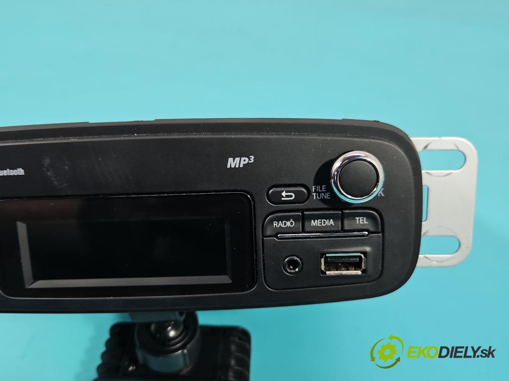 Renault Clio IV 2012-2020 1.1 16V 75 HP manual 55 kW 1149 cm3 5- Radio originál 281154438R