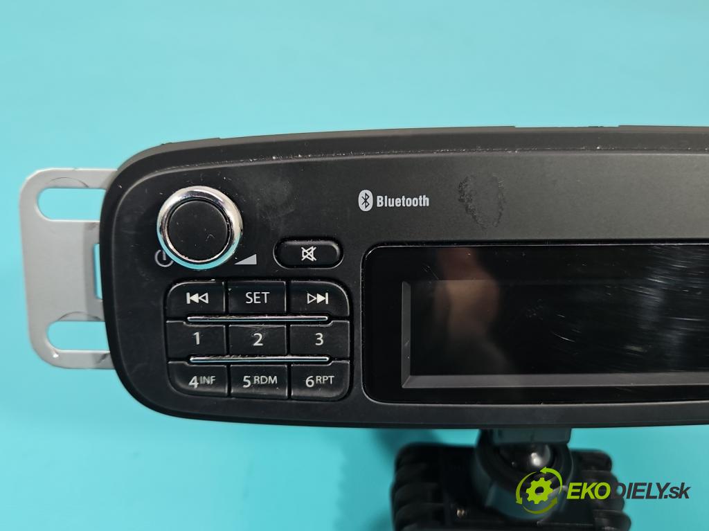 Renault Clio IV 2012-2020 1.1 16V 75 HP manual 55 kW 1149 cm3 5- Radio originál 281154438R