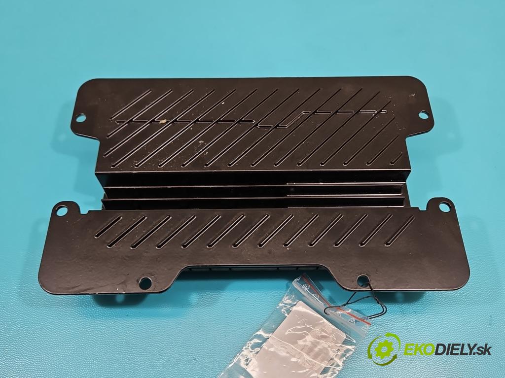 Jaguar XE 2015-2024 2.0d 179KM automatic 132 kW 1999 cm3 4- Zesilovač: FW93-19C164-BG (Zesilovače)