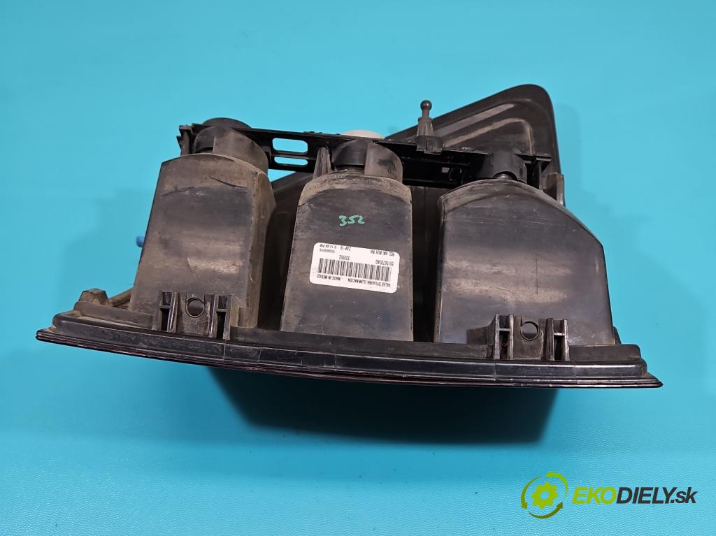 Jeep Grand cherokee WK 2004-2010 3.7 V6 211KM automatic 155 kW 3701 cm3 5- svetlo / reflektor zadné pravé 55156720AG (Kľučka dverí ostatné)