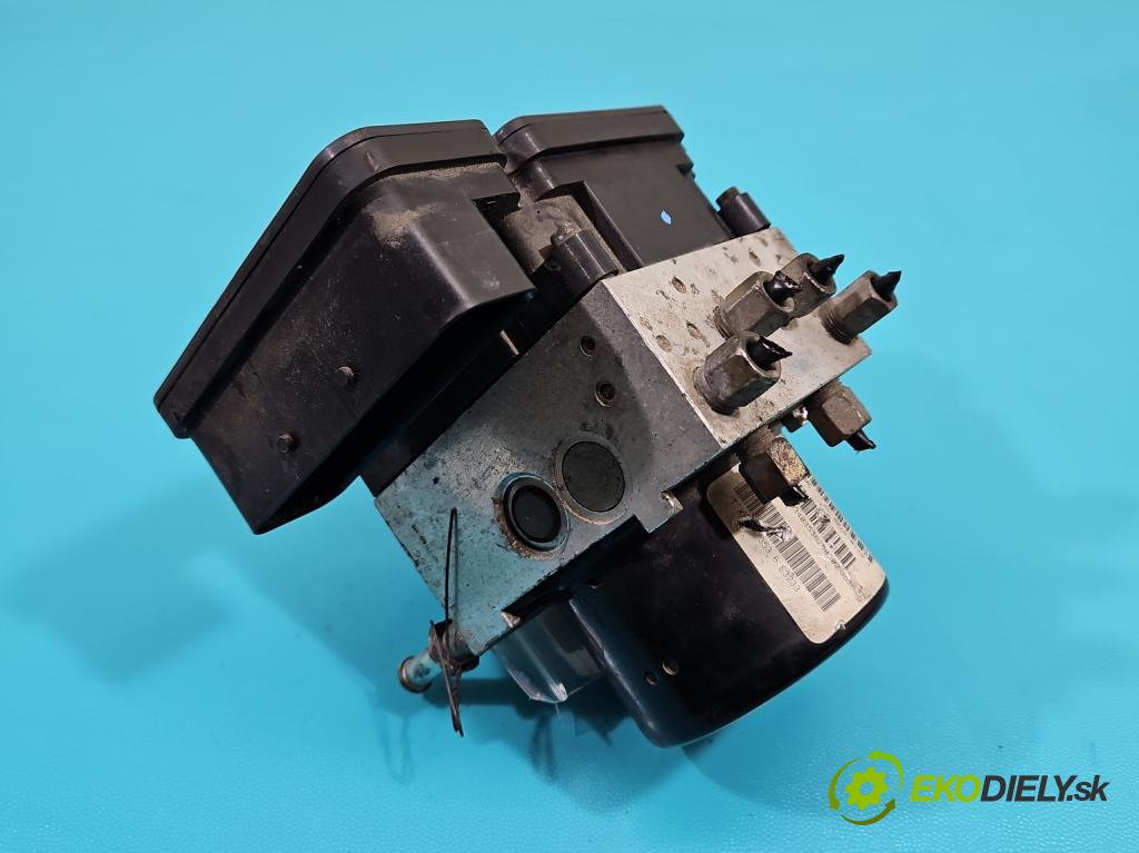 Jeep Grand cherokee WK 2004-2010 3.7 V6 211KM automatic 155 kW 3701 cm3 5- čerpadlo abs P52124492AC (Pumpa ABS)