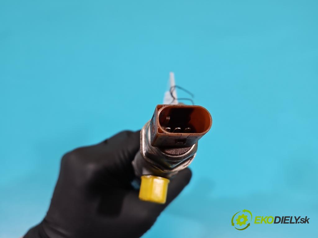 Skoda Superb II 2008-2015 2.0 tdi 170 HP automatic 125 kW 1968 cm3 5- lišta vstrekovacia 034L130089P (Vstrekovacia lišta)