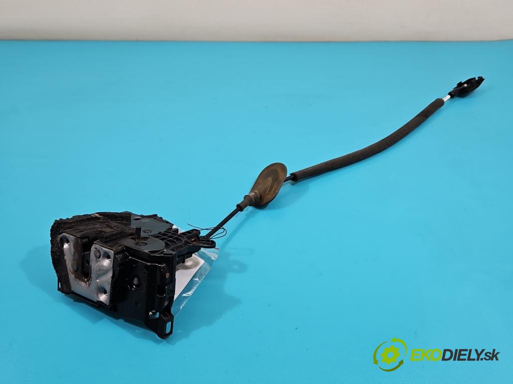 Renault Clio IV 2012-2020 1.1 16V 75 hp manual 55 kW 1149 cm3 5- zámek zadní levý 825016604R
