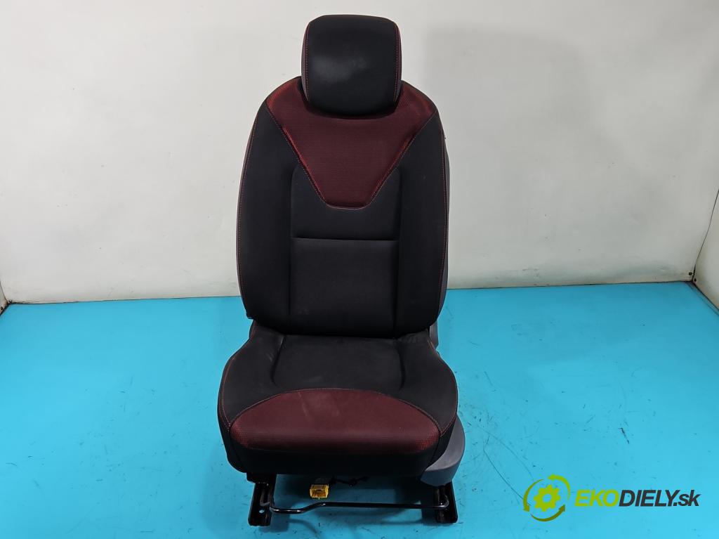 Renault Clio IV 2012-2020 1.1 16V 75 HP manual 55 kW 1149 cm3 5- Sedačka ľavý  (Sedadlo)