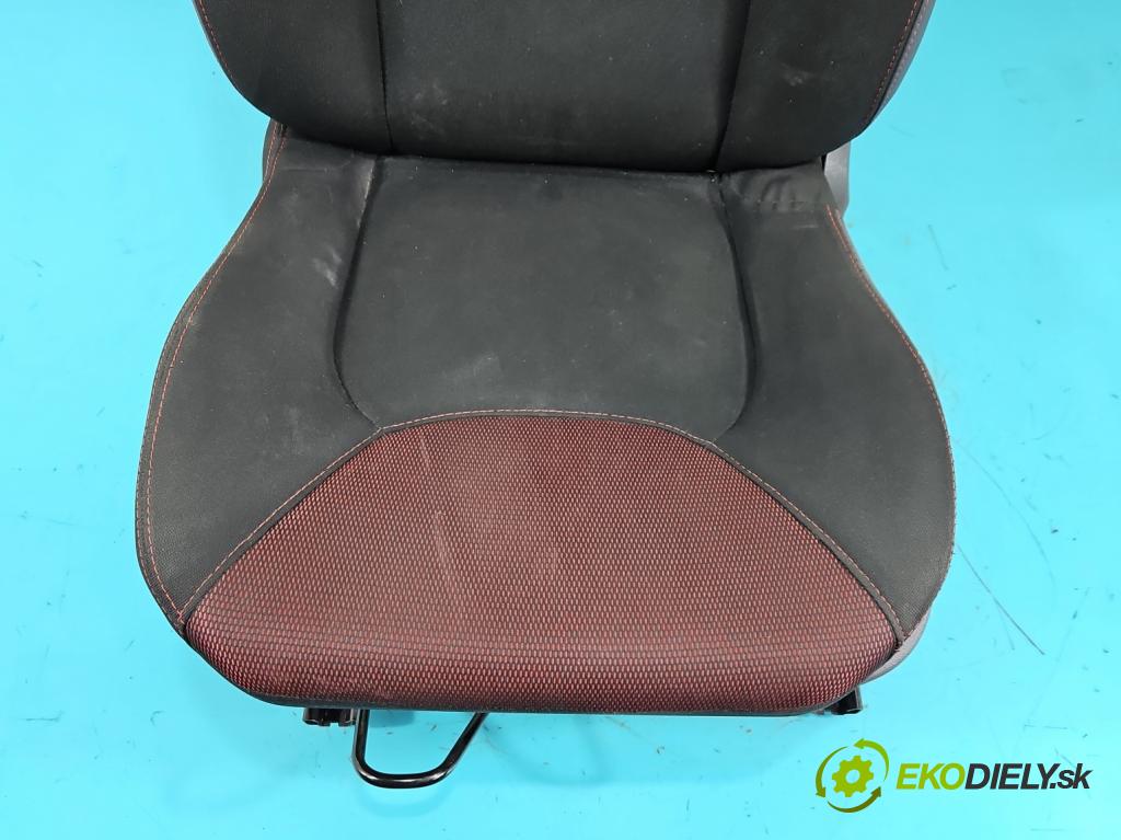 Renault Clio IV 2012-2020 1.1 16V 75 HP manual 55 kW 1149 cm3 5- Sedačka ľavý  (Sedadlo)