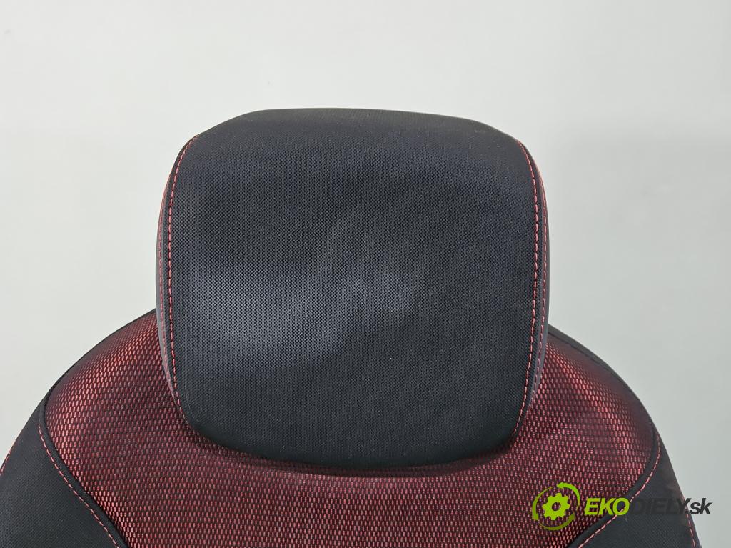 Renault Clio IV 2012-2020 1.1 16V 75 HP manual 55 kW 1149 cm3 5- Sedačka ľavý  (Sedadlo)