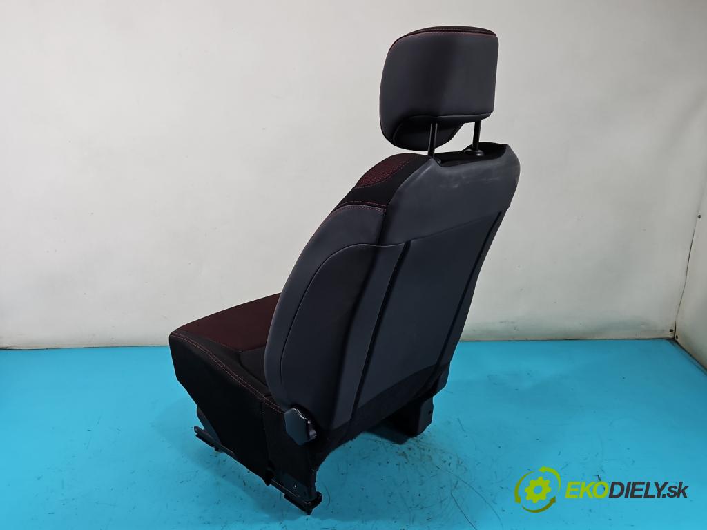 Renault Clio IV 2012-2020 1.1 16V 75 HP manual 55 kW 1149 cm3 5- Sedačka pravý  (Sedadlo)