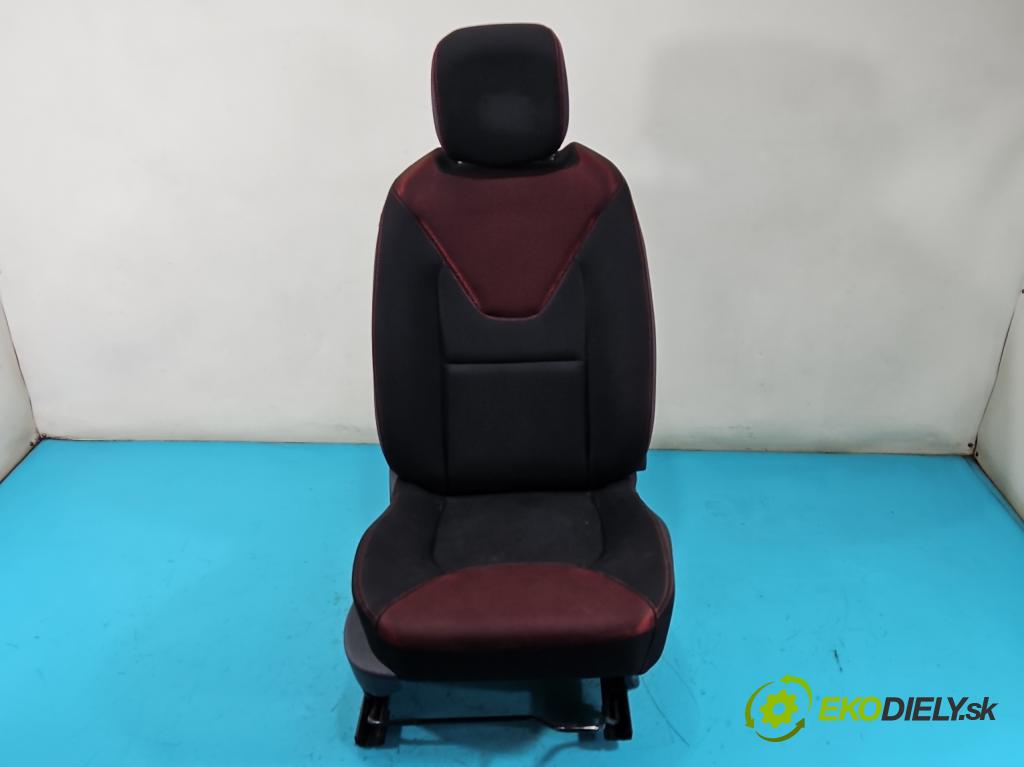 Renault Clio IV 2012-2020 1.1 16V 75 HP manual 55 kW 1149 cm3 5- Sedačka pravý  (Sedadlo)