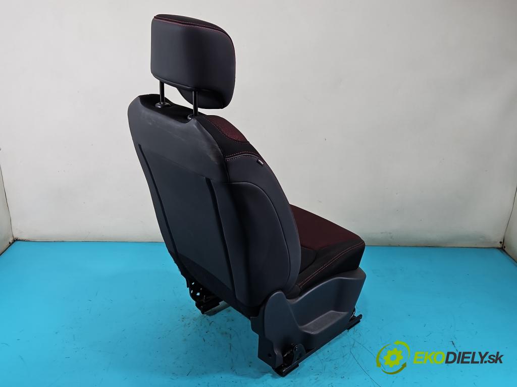 Renault Clio IV 2012-2020 1.1 16V 75 HP manual 55 kW 1149 cm3 5- Sedačka pravý  (Sedadlo)