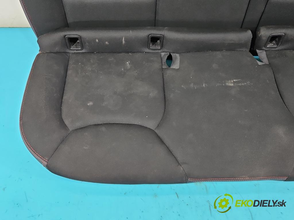 Renault Clio IV 2012-2020 1.1 16V 75 HP manual 55 kW 1149 cm3 5- Pohovka: zadné  (Sedadlo)