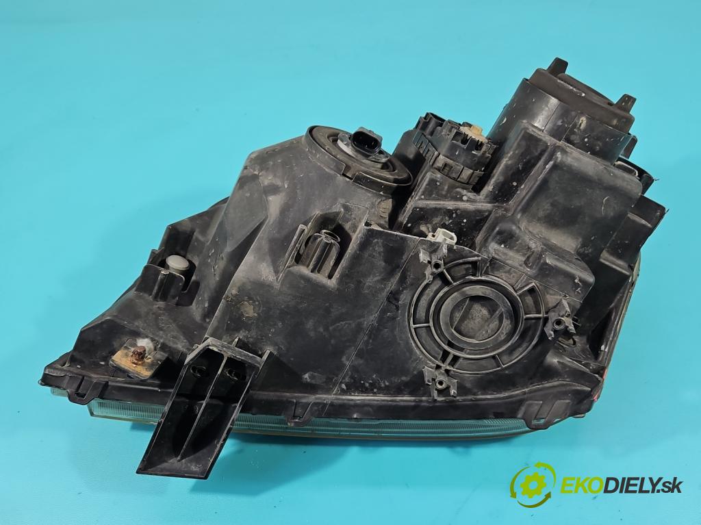 Suzuki Grand Vitara II 2005-2014 2.0 16V 140 HP manual 103 kW 1995 cm3 5- Reflektor: pravý  (Svetlo predné pravé)