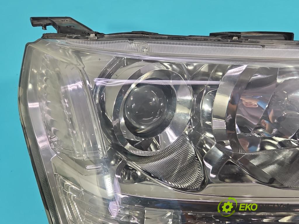 Suzuki Grand Vitara II 2005-2014 2.0 16V 140 HP manual 103 kW 1995 cm3 5- Reflektor: pravý  (Svetlo predné pravé)